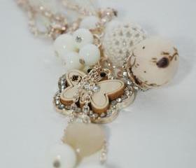 Cute Beige Elegant Mixed media/material Necklace